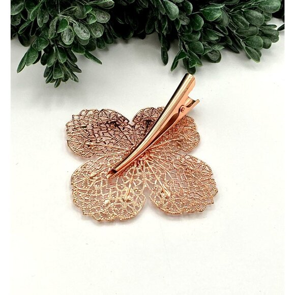 Rose Gold Crystal Floral Hair Clip With Intricate Filigree Design - Picture 3 of 3
